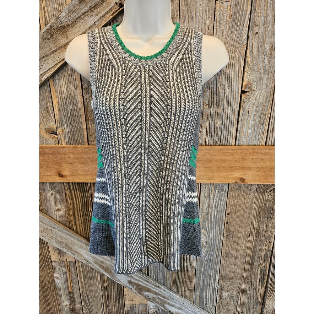 Cabi size XS sleevless knit sweater EUC Career Casual layering winter teacher ^